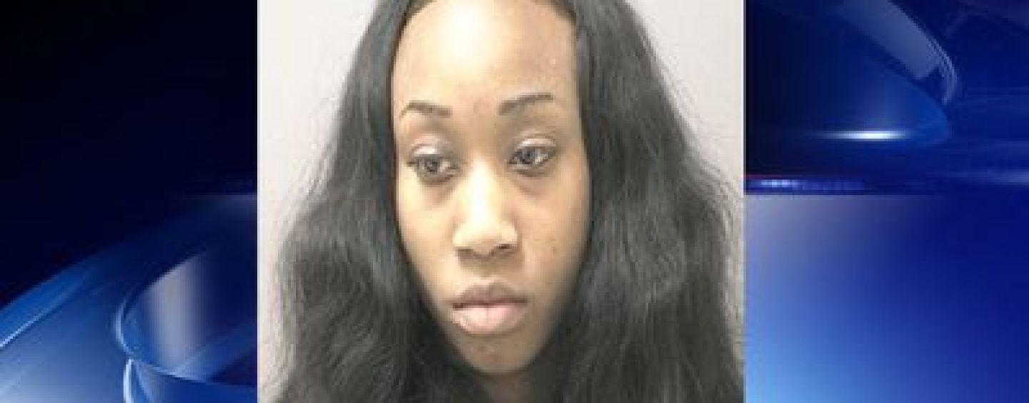 Beastie 22 Year Old Mom Locks Her 2 & 3 Year Old Kids In The Bathroom For 9 Hours While She Hung Out!