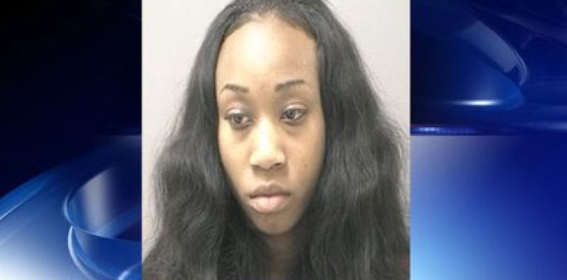 Beastie 22 Year Old Mom Locks Her 2 & 3 Year Old Kids In The Bathroom For 9 Hours While She Hung Out!