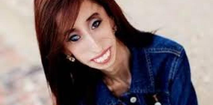 Lizzie Velasquez, Voted Worlds Ugliest Woman Shows She Has One Of The Worlds Most Beautiful Spirits! (Video)