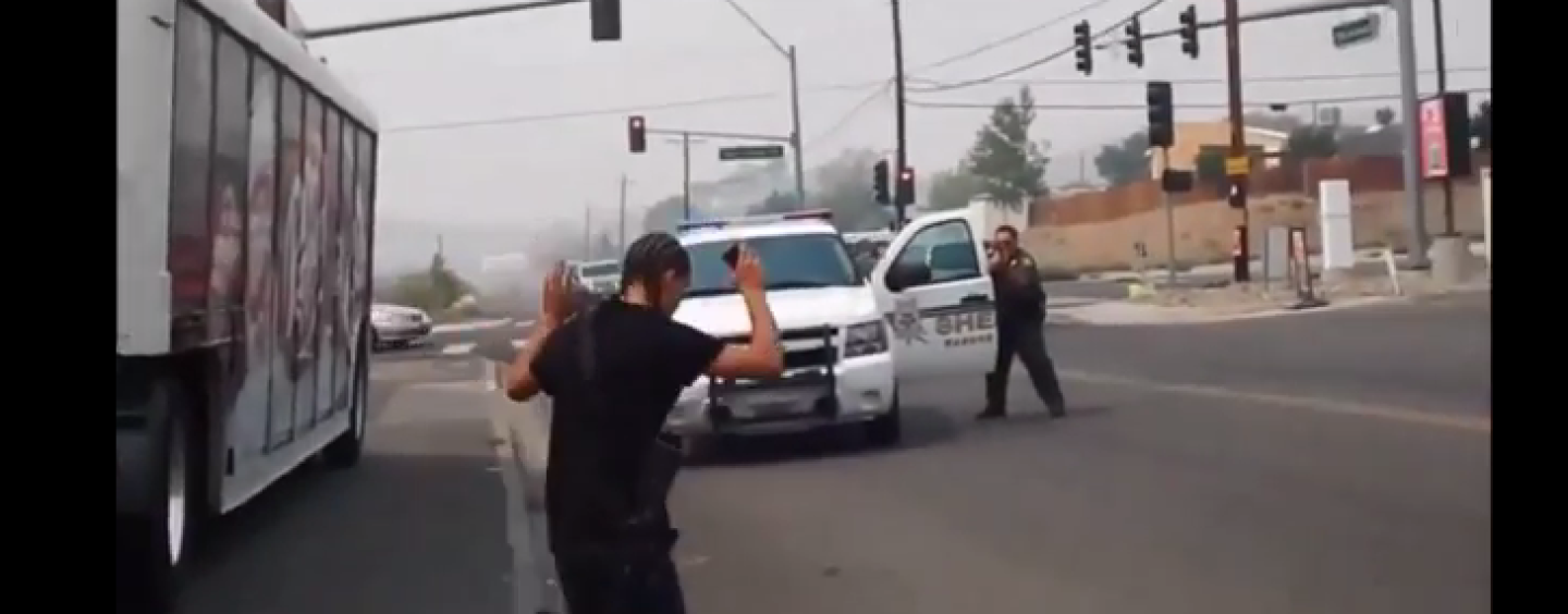 Black Man Vs White Man Open Carry An AR-15 In Oregon… Must See The Results! (Video)