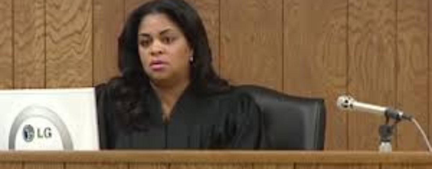 Black Female Judge Suspended For Sexting Bailiff, Doing Coke & Buying Prostitutes Off Backpage! (Video)