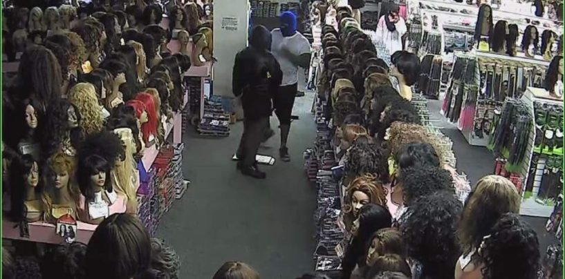 Blacks NOW Robbing Beauty Supply Stores As Others Suffer Through Hurricane Harvey In Houston TX! (Video)