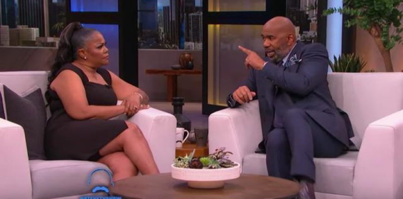 After Appearing On His Show, Comedian Mo’Nique Now Slams Steve Harvey Calling Him A Sellout! Do You Agree? (Live Broadcast)