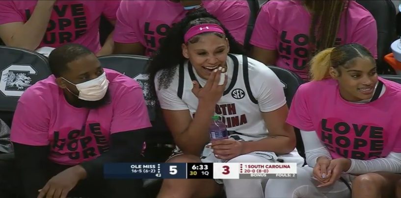 Black Ole Miss Player, Marquesha Davis, Losses Her Wig During Game & Black Women All Over Come To Her Defense! (Video)